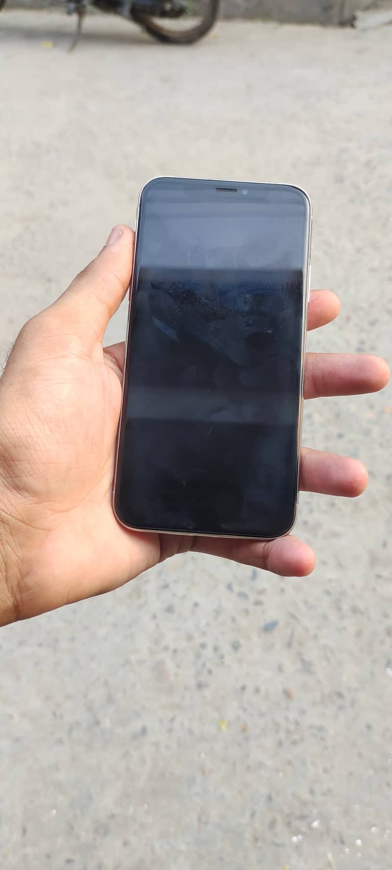 Apple iPhone X 3