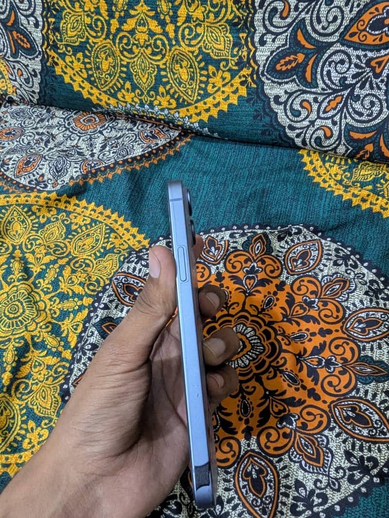 Apple iPhone 14 plus 1