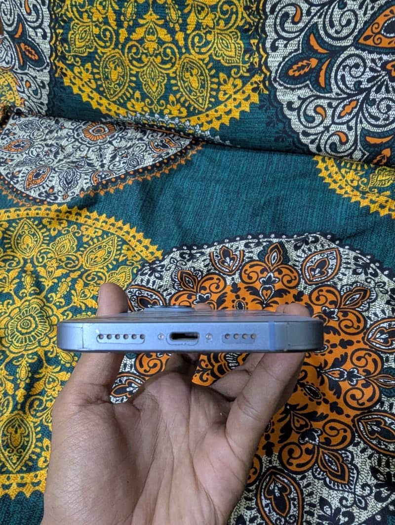 Apple iPhone 14 plus 4