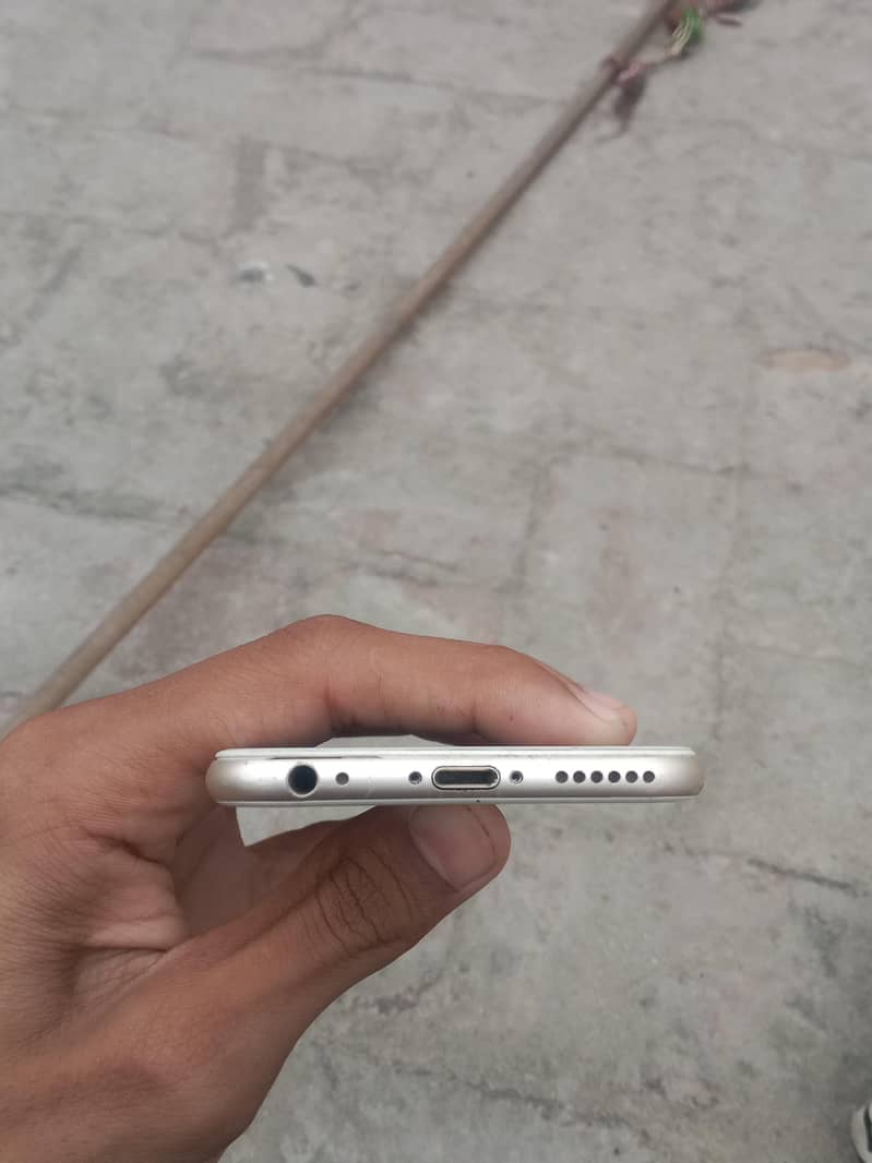 Apple iPhone 6 1