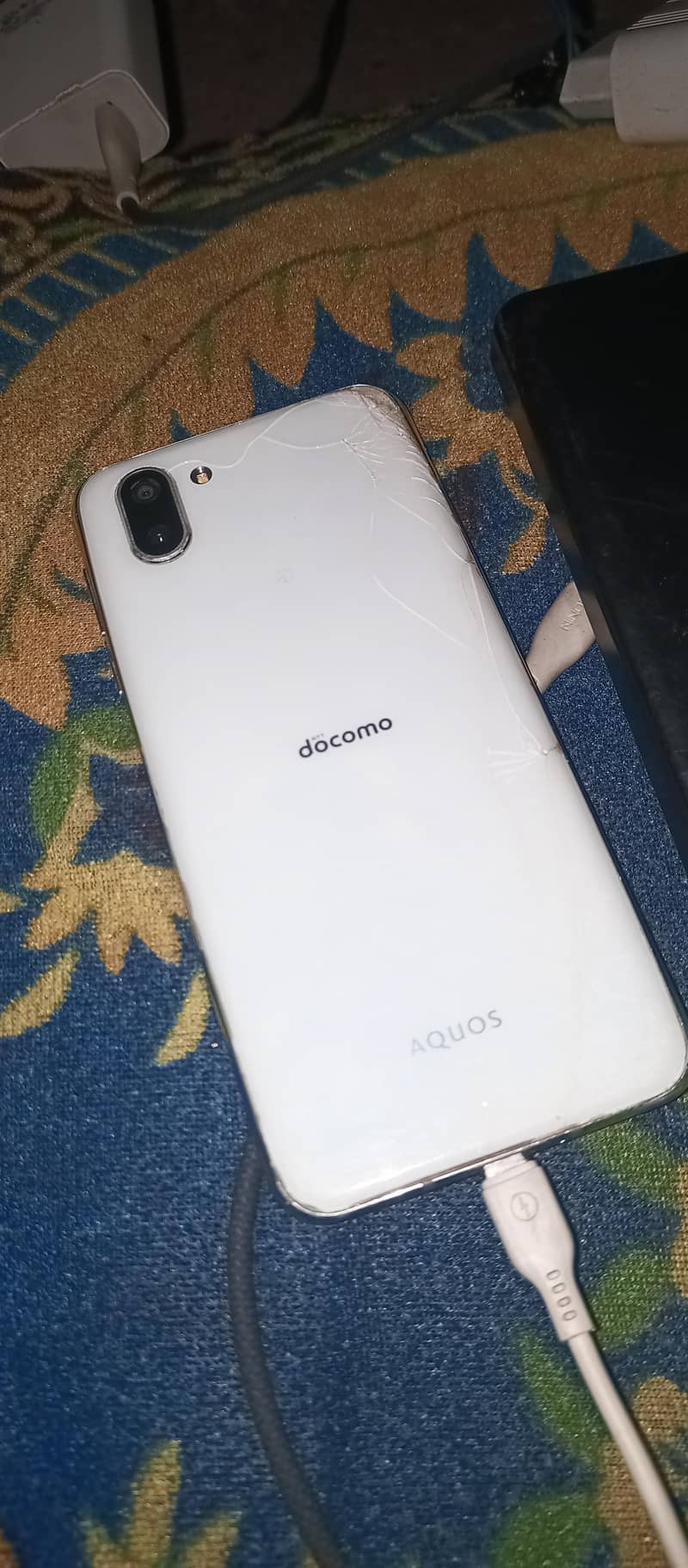Sharp Aquos R2 0