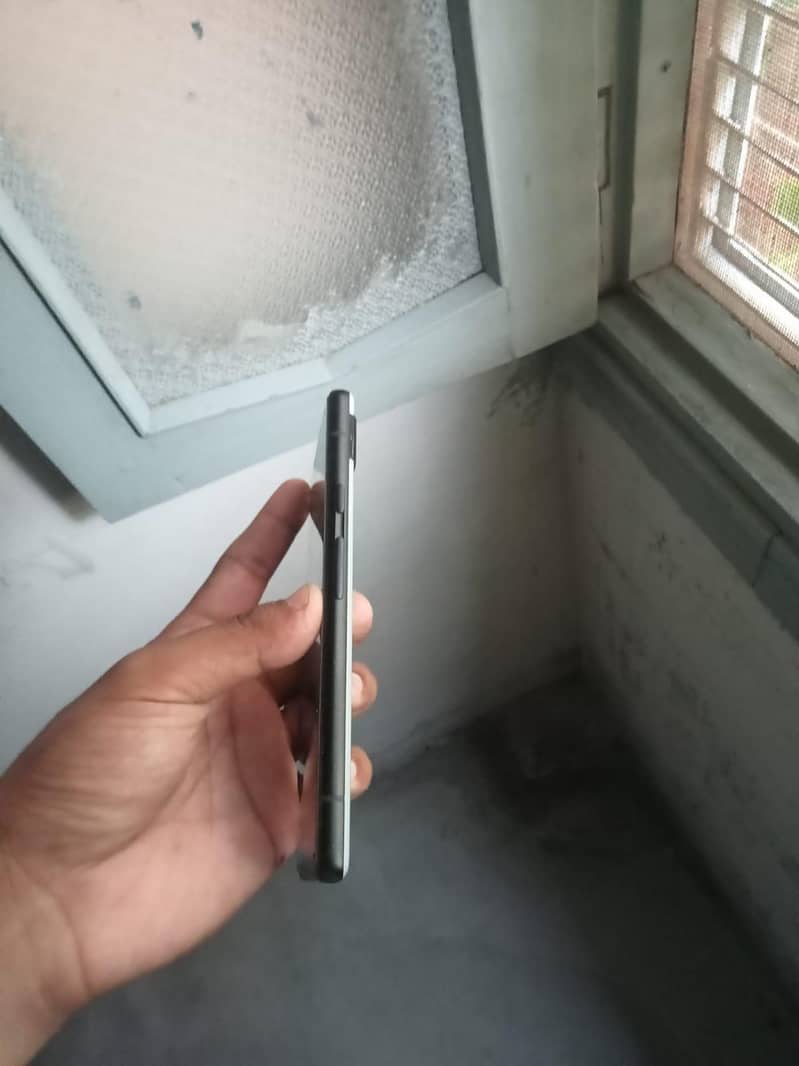 Google Pixel 6a 4