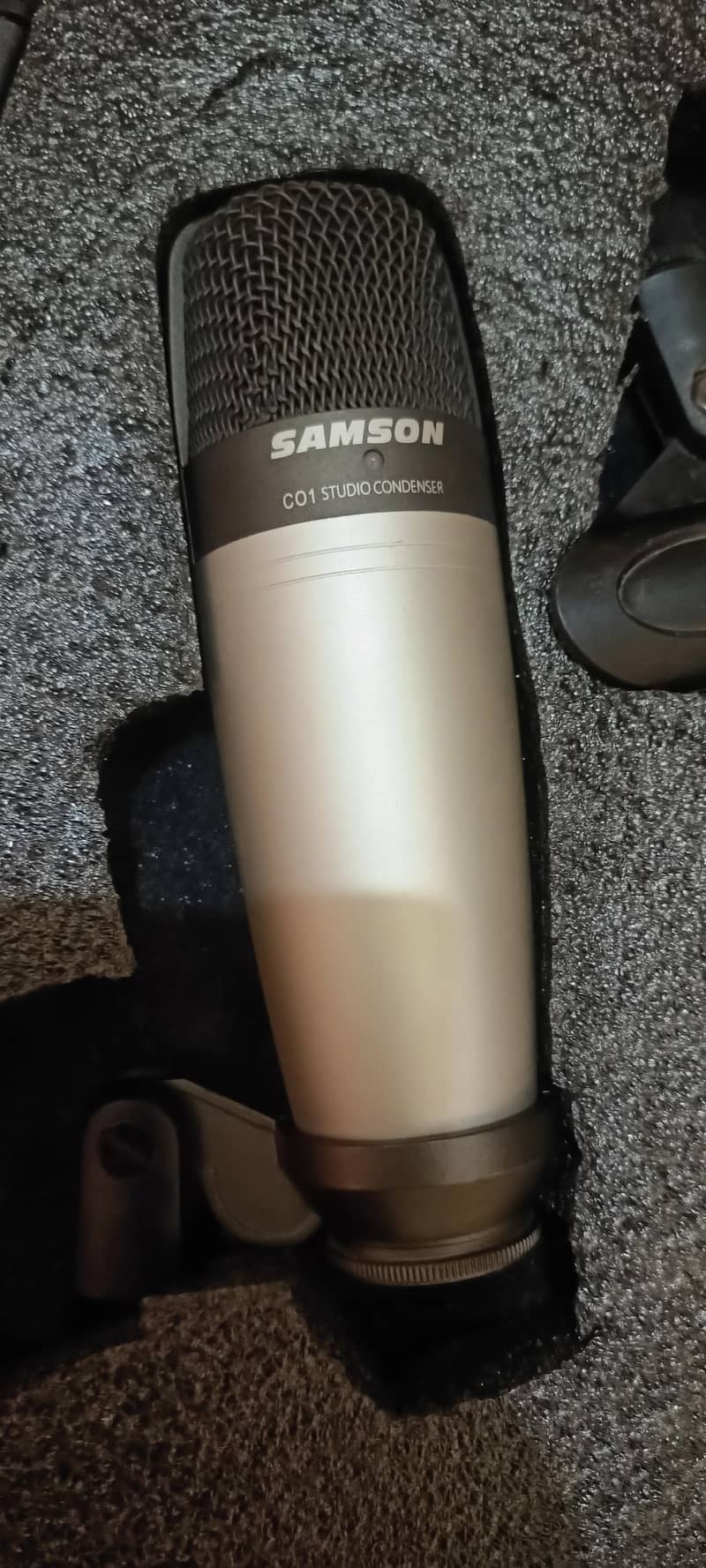 Samson C01 conduction microphone 1