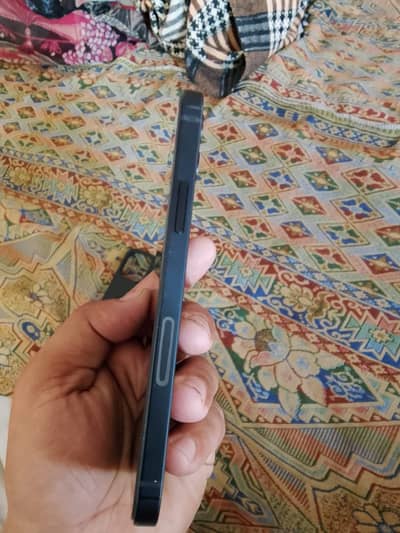 Apple iPhone 12 non pta    Jv ::original cable and adapter bee sath he