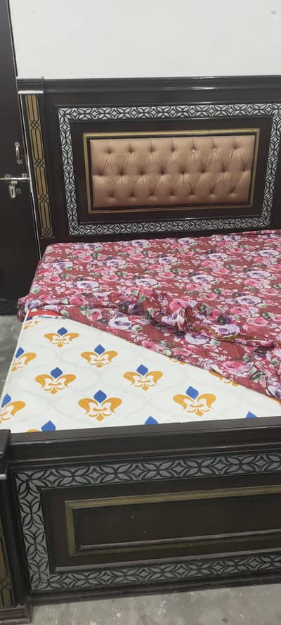 bed and dresing