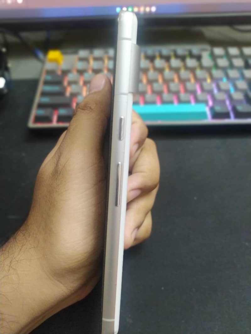 Google Pixel 7 2