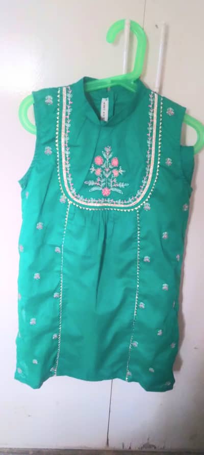 Embroided 2 piece kameez n trouser .