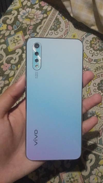 Vivo S1