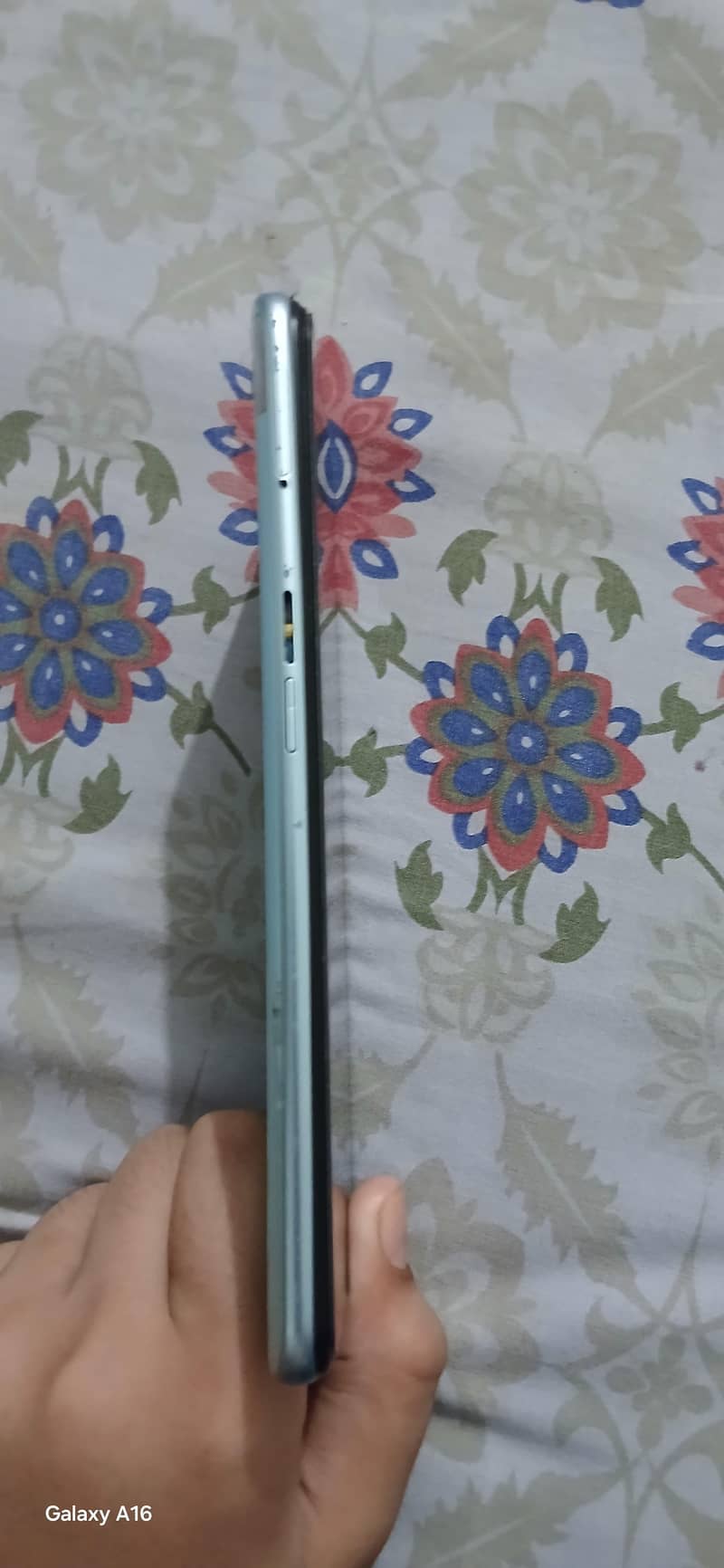 OPPO A76 3