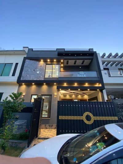 Prime Location Park View City - Tulip Overseas House Sized 5 Marla Is Available