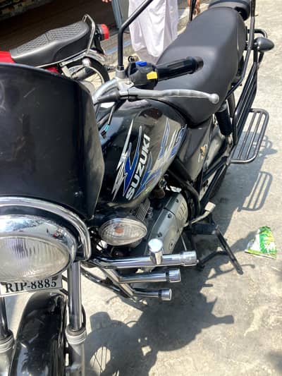 Suzuki GS 150