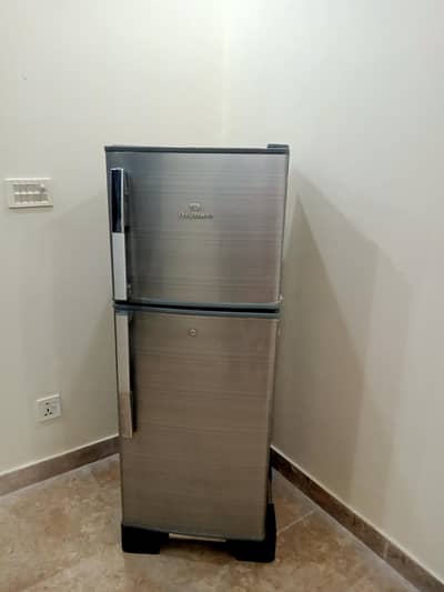 fridge for sale in good condition