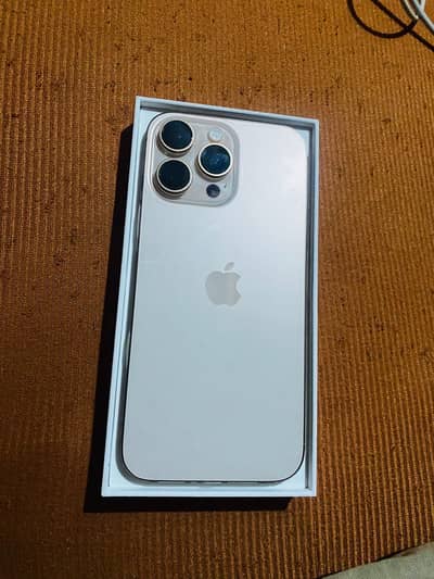 Apple iPhone 16 Pro Max