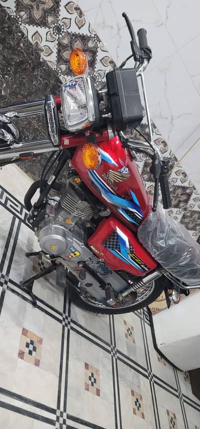 New bike ha 13000 chali ha all ok docoment clair