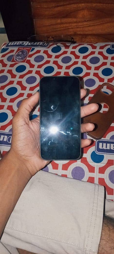 Apple iPhone 13 1