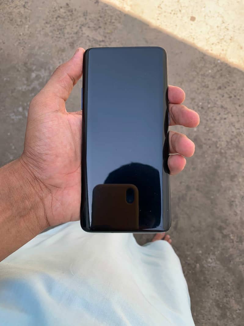 One Plus 7 Pro 1