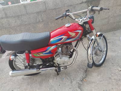 Honda 125 bilkul okay bike hain