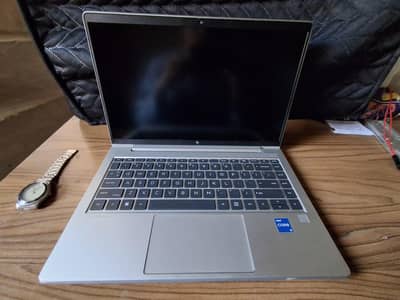 Hp elitebook 640 g10 i5 13th gen 16gb Ddr4 3600mhz, 256gb nvme