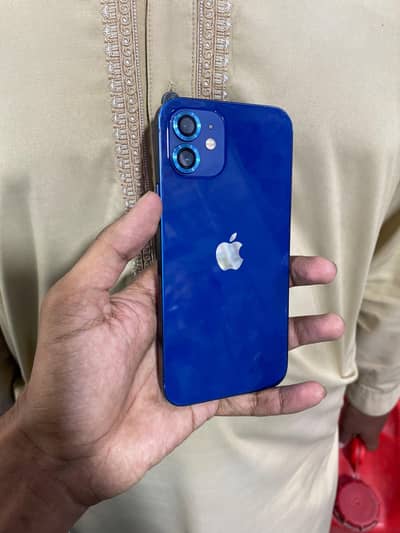 Apple iPhone 12