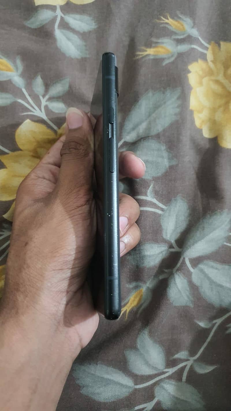 Google Pixel 6a 4