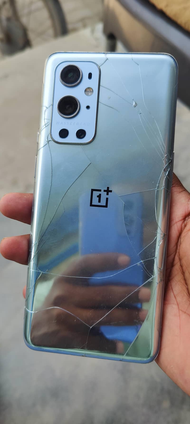 One Plus 9 Pro 4