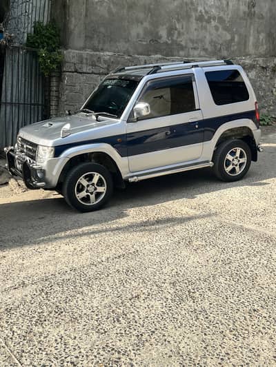 Mitsubishi Pajero Mini 2010
