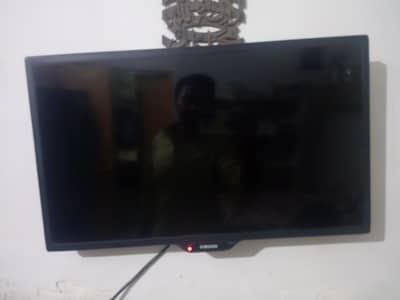 Samsung original 24 inches led