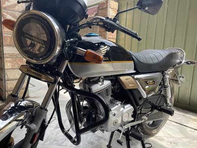 Honda CG 150 Black and Silver ( Perfect Condition )