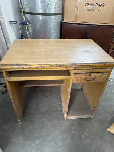 Computer Table for sale