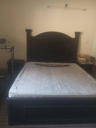 Elegant and decent double bed for sale