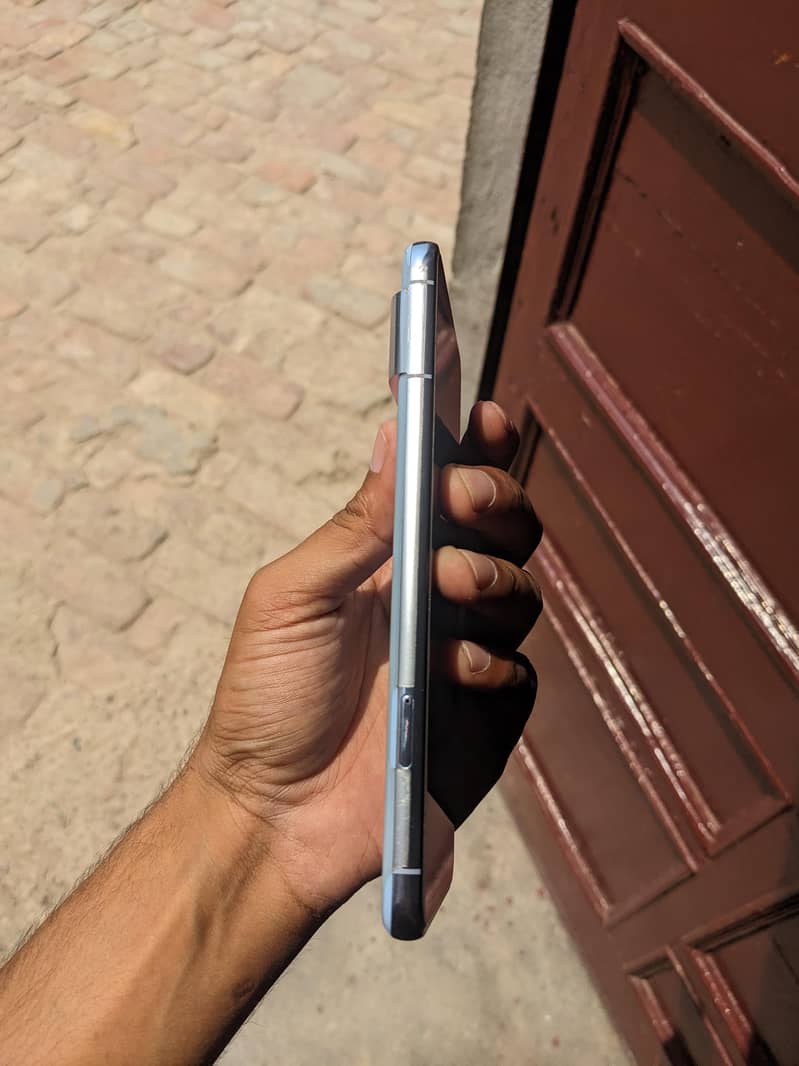 google pixel 8 pro 3