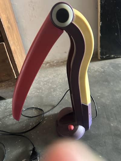 Table lamp