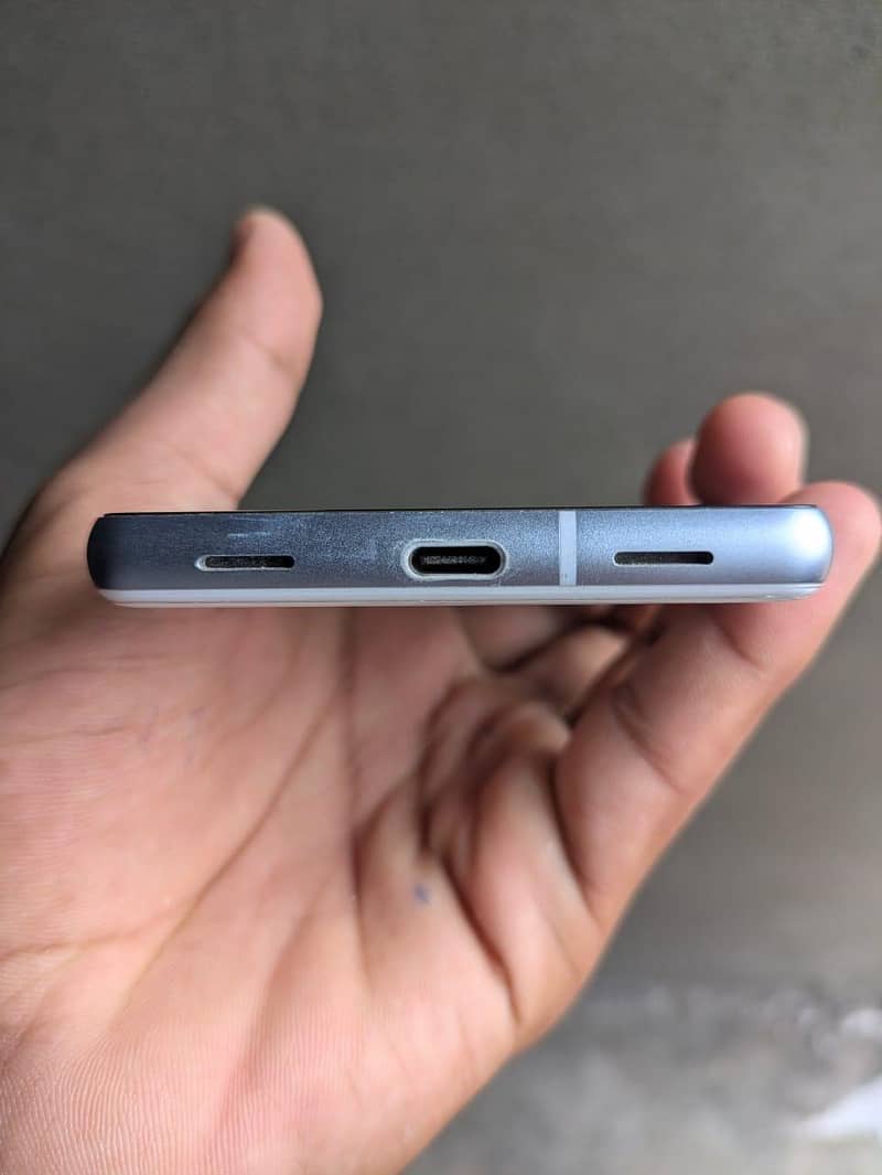 Google Pixel 7a 4