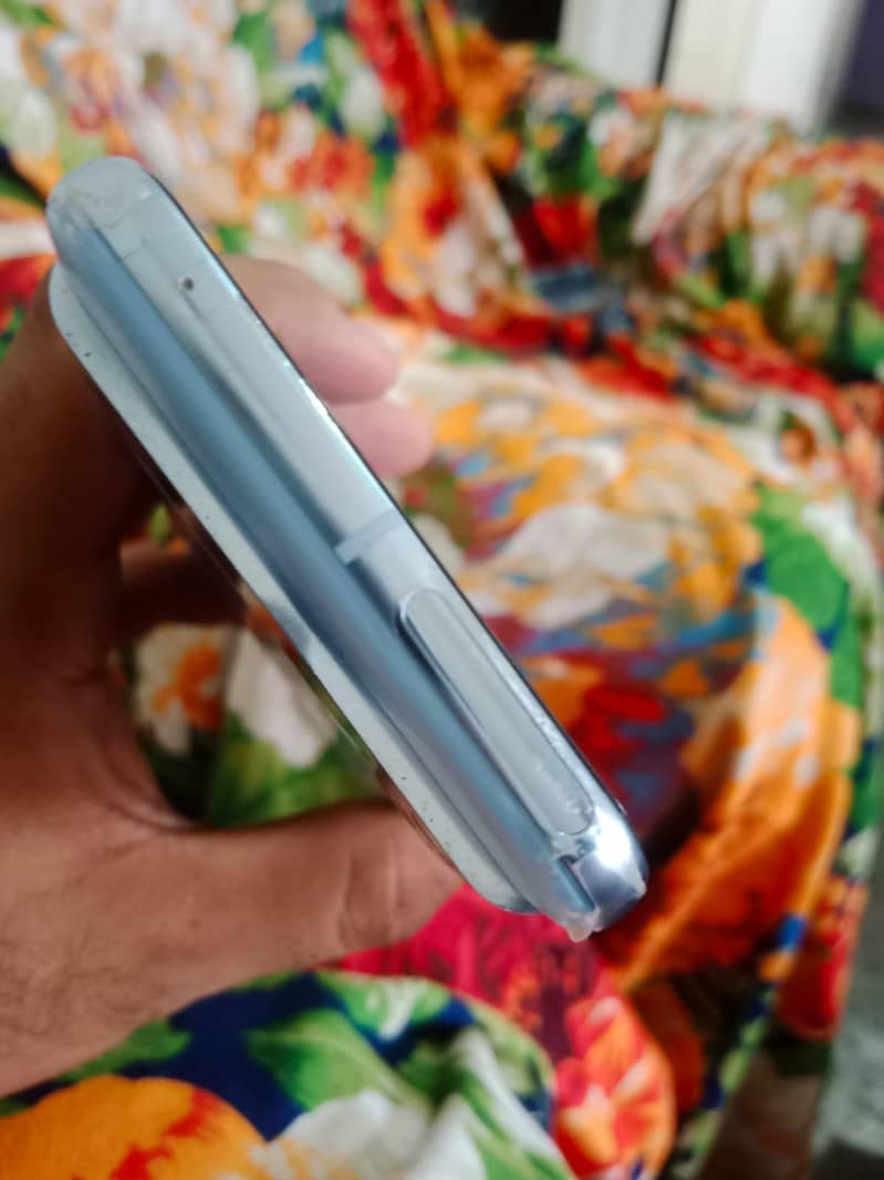 Google Pixel 8 Pro 6