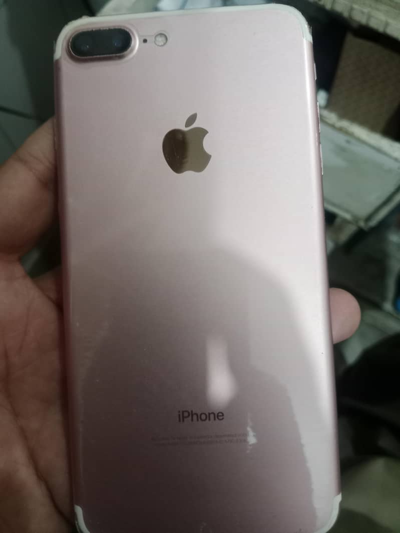 Apple iPhone 7 Plus 2