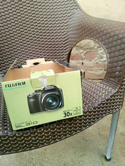 FUJI FILM FINEPIX SL310