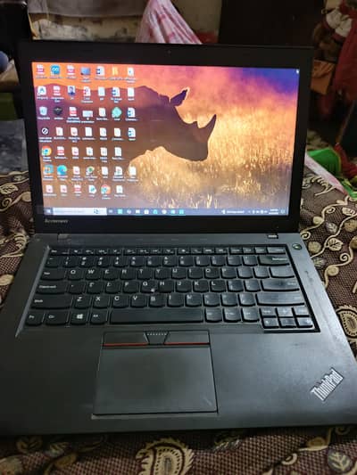 Lenovo T450 i5 5th Gen (2.8GHz) | 12GB RAM | 128GB SSD + 500GB HDD