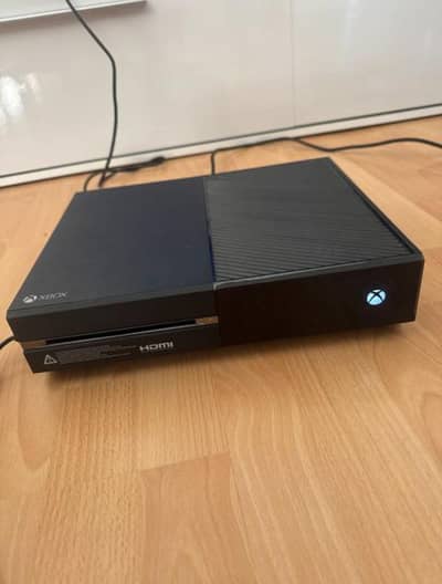 Xbox One (500GB)