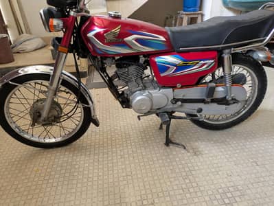 Honda 125 available in genuine condition