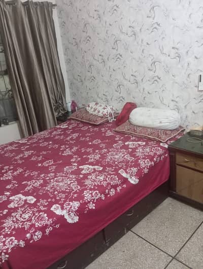 Wooden Bed Set  5.5x6.6