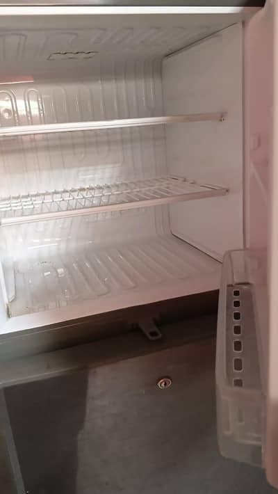 PEL fridge urgent sale