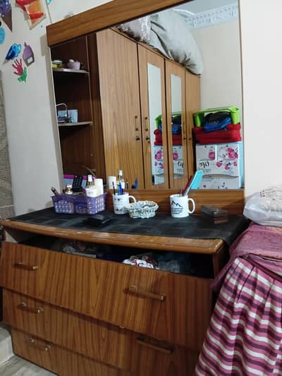 dressing table drawers