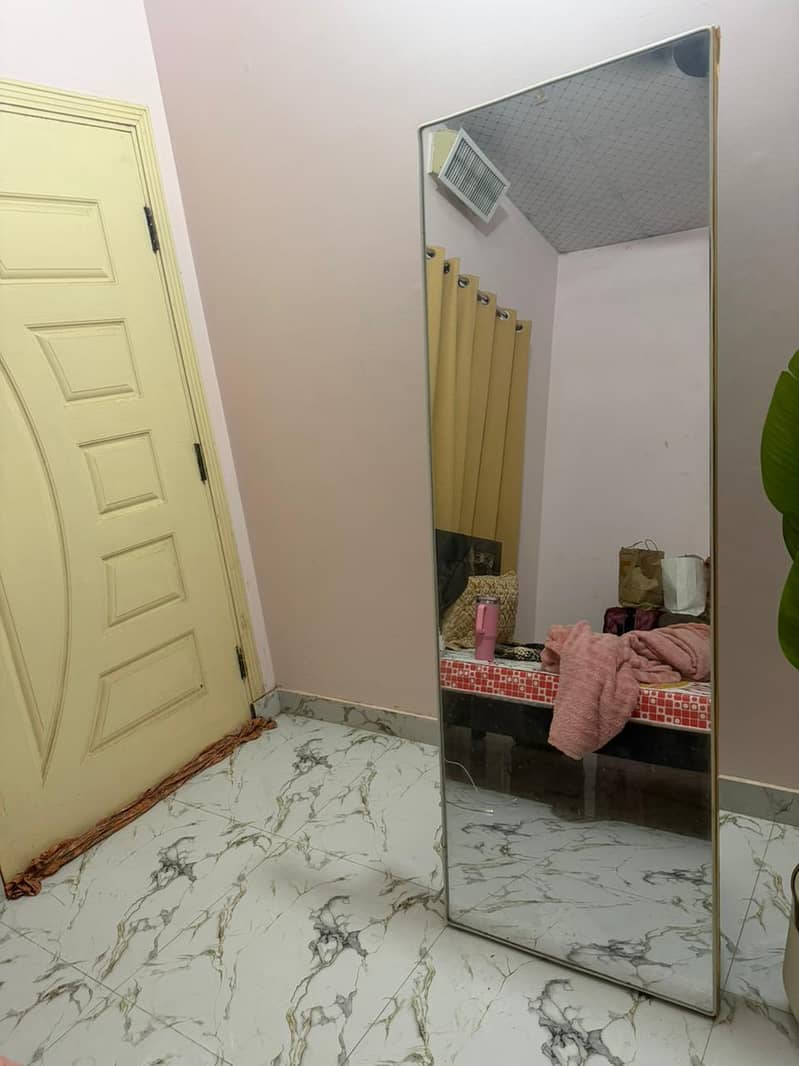 miror 1