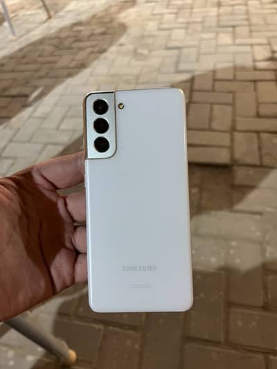 Samsung Galaxy S21 – Excellent Condition | Fast Performance | Premium