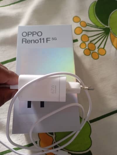 9/10 urgent sale . . original charger or box ha. . bettery timing bassic
