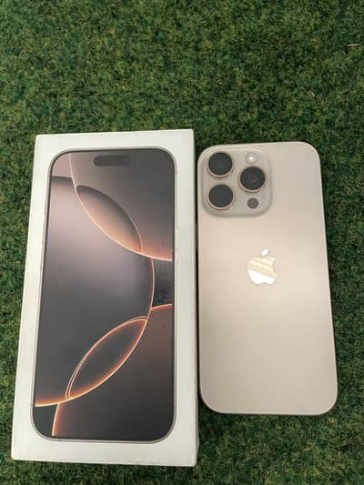 Apple iPhone 16 Pro with Box and orignal cable