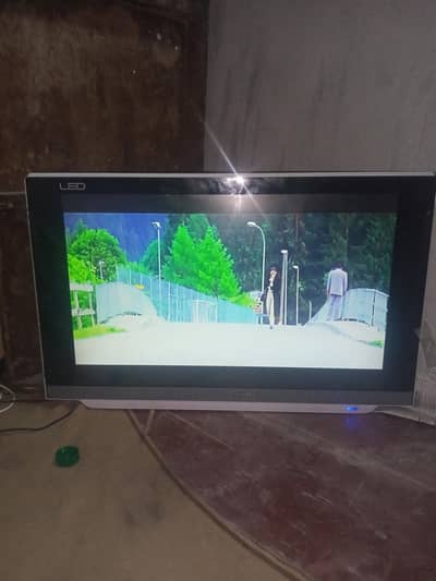 Samsung 24inch LED TV A1 condition argent sale thanks