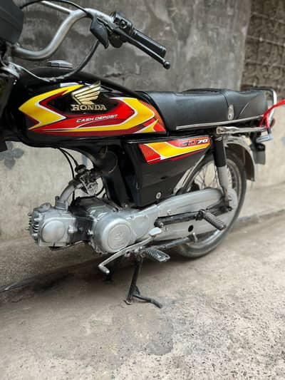 70  bike restored new parts 2013 model best for low budget