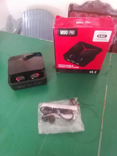 Earphones Model M90