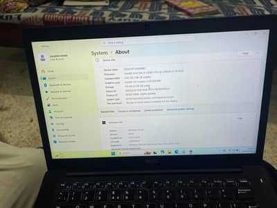 beautiful Dell laptop and good condition for sale